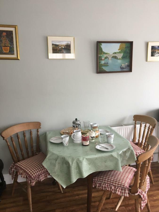 Carey'S Bar & Farmhouse Kilkenny Border Oldleighlin Exteriér fotografie